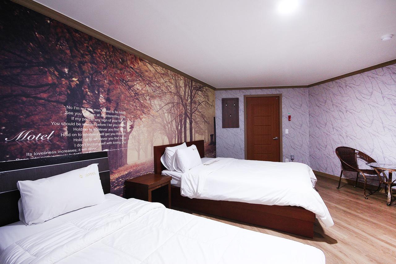 Happy Q Motel Andong Exterior photo